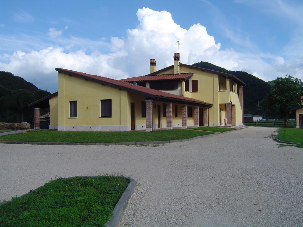 Willa L' Antico Casale Le Marmore Zewnętrze zdjęcie